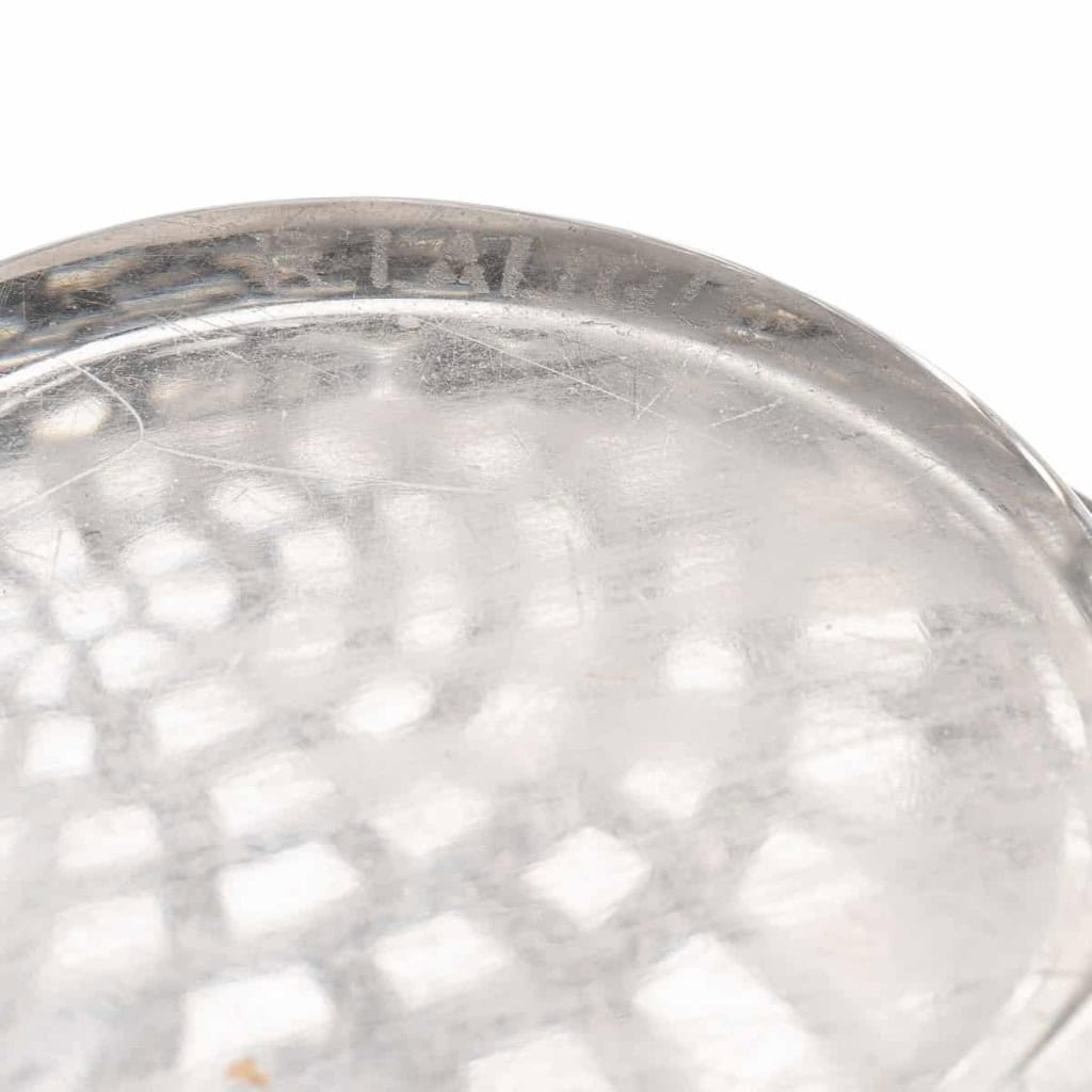 Vase « Damiers » Verre Blanc Patiné Gris René LALIQUE | Biron Vase "Damiers" Verre Blanc Patiné Gris René LALIQUE