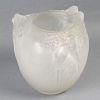 Vase « Perruches » Cristal à Cire Perdue de LALIQUE FRANCE d’après René LALIQUE | Biron Vase "Perruches" Cristal à Cire Perdue de LALIQUE FRANCE d'après René LALIQUE