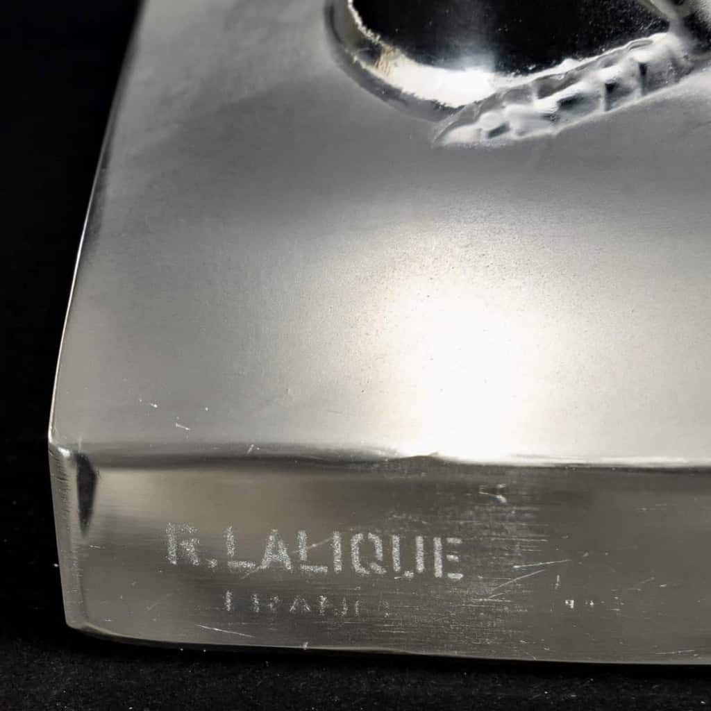 Paire de Serre-Livres « Hirondelles B » Verre Blanc de René LALIQUE | Biron Paire de Serre-Livres "Hirondelles B" Verre Blanc de René LALIQUE