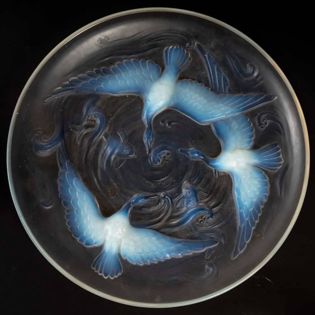 Coupe et plat en verre opalescents, 1950 | Biron Coupe et plat en verre opalescents, 1950