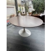 KNOLL & Eero Saarinen table ovale « TULIP », 198x121cm Plateau « Noyer » | Biron KNOLL & Eero Saarinen table ovale "TULIP", 198x121cm Plateau « Noyer »