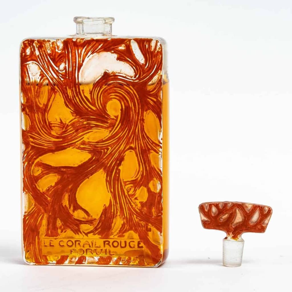 Flacon « Corail Rouge » Verre Blanc Emaillé Corail de René LALIQUE pour Forvil. | Biron Flacon « Corail Rouge » Verre Blanc Emaillé Corail de René LALIQUE pour Forvil.