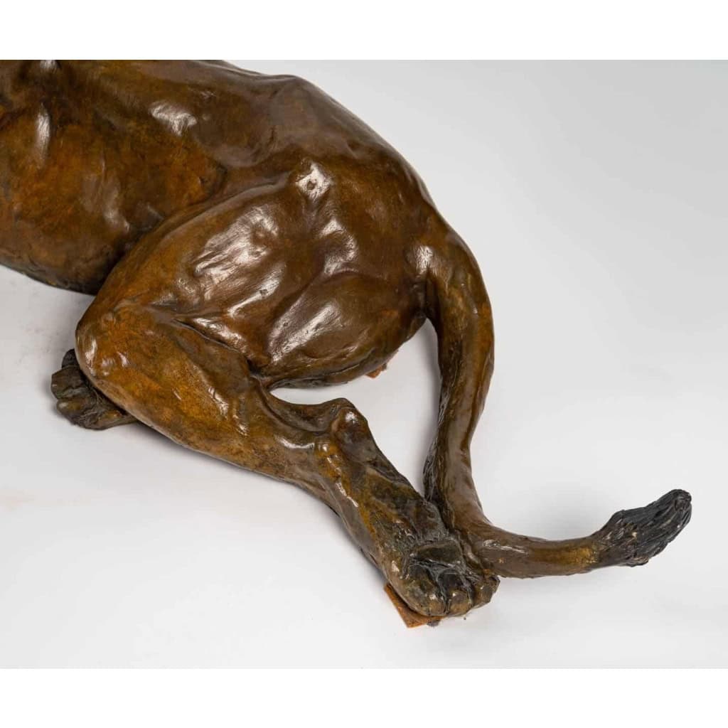 Bronze, patine marron clair, Lionne et son petit | Biron Bronze, patine marron clair, Lionne et son petit