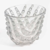 Vase « Vichy » Verre Blanc Patiné Bleu de René LALIQUE | Biron Vase "Vichy" Verre Blanc Patiné Bleu de René LALIQUE