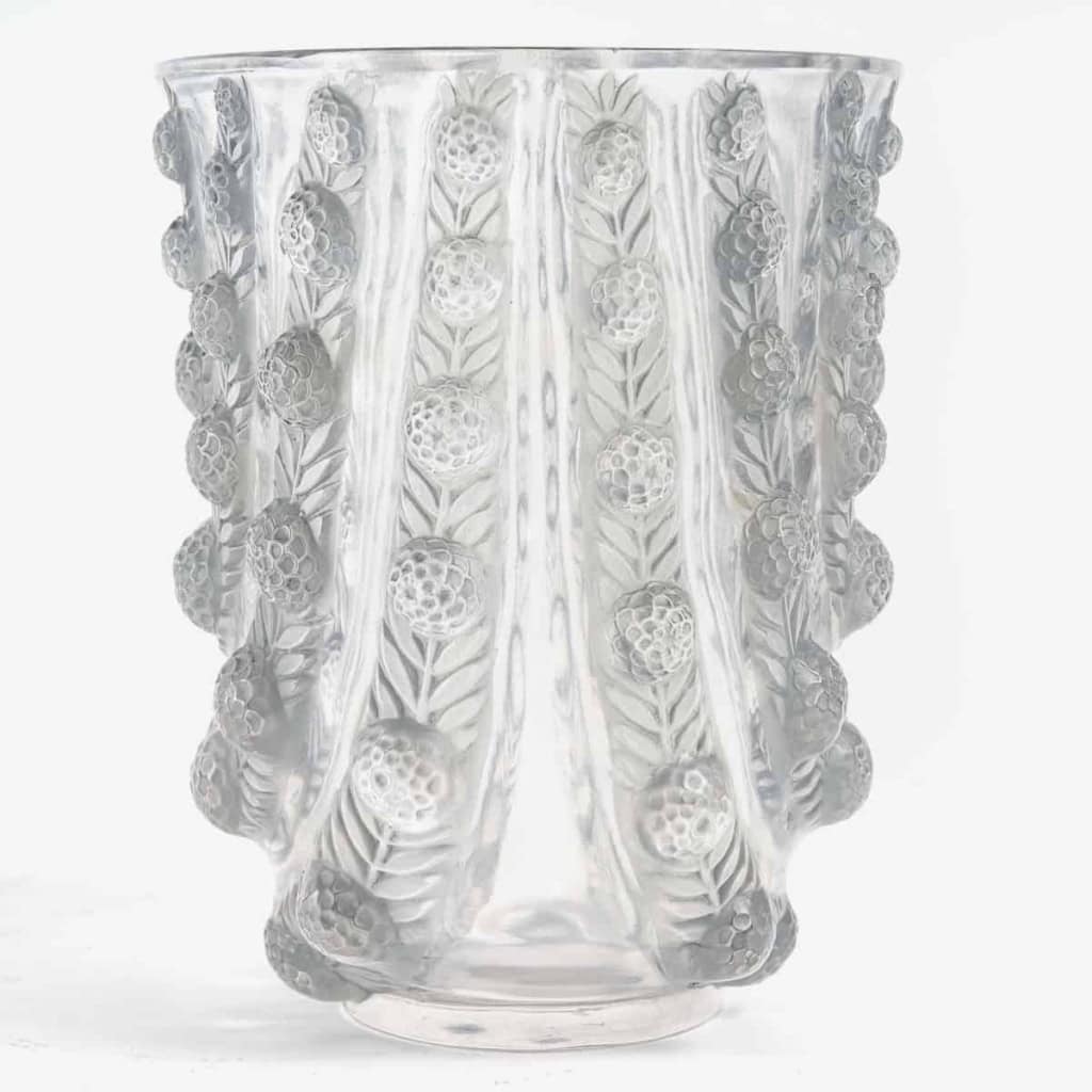 Vase « Vichy » Verre Blanc Patiné Bleu de René LALIQUE | Biron Vase "Vichy" Verre Blanc Patiné Bleu de René LALIQUE