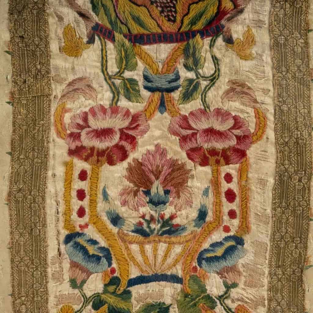 Elément de chasuble.