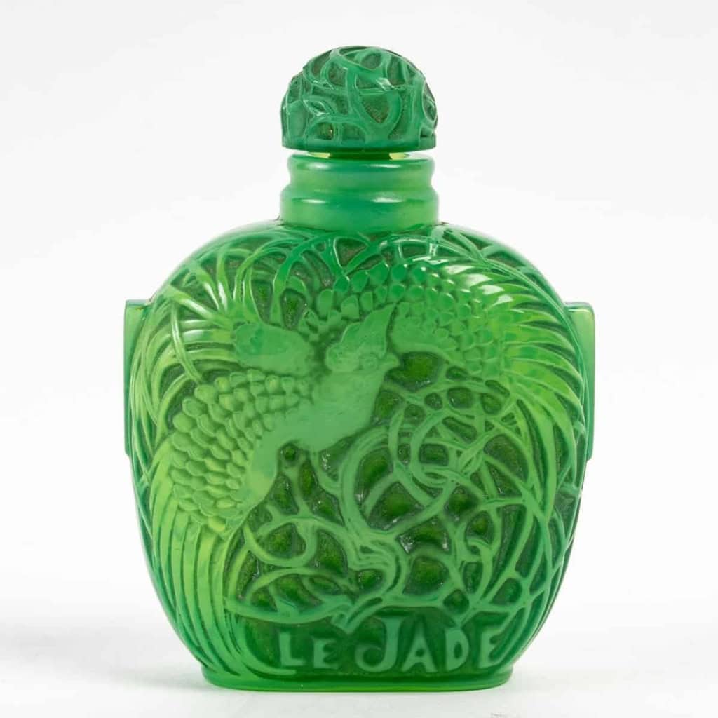 Flacon « Le Jade » Verre Jade de René Lalique 1926 pour Roger et Gallet | Biron |||||||||