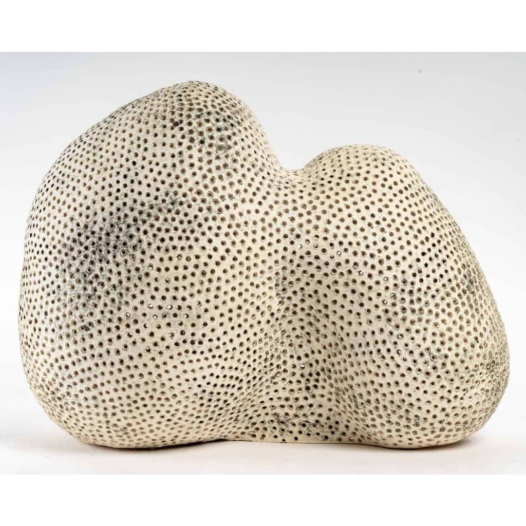 Sculpture céramique « crâne » par Daphné Corregan | Biron Sculpture céramique "crâne" par Daphné Corregan