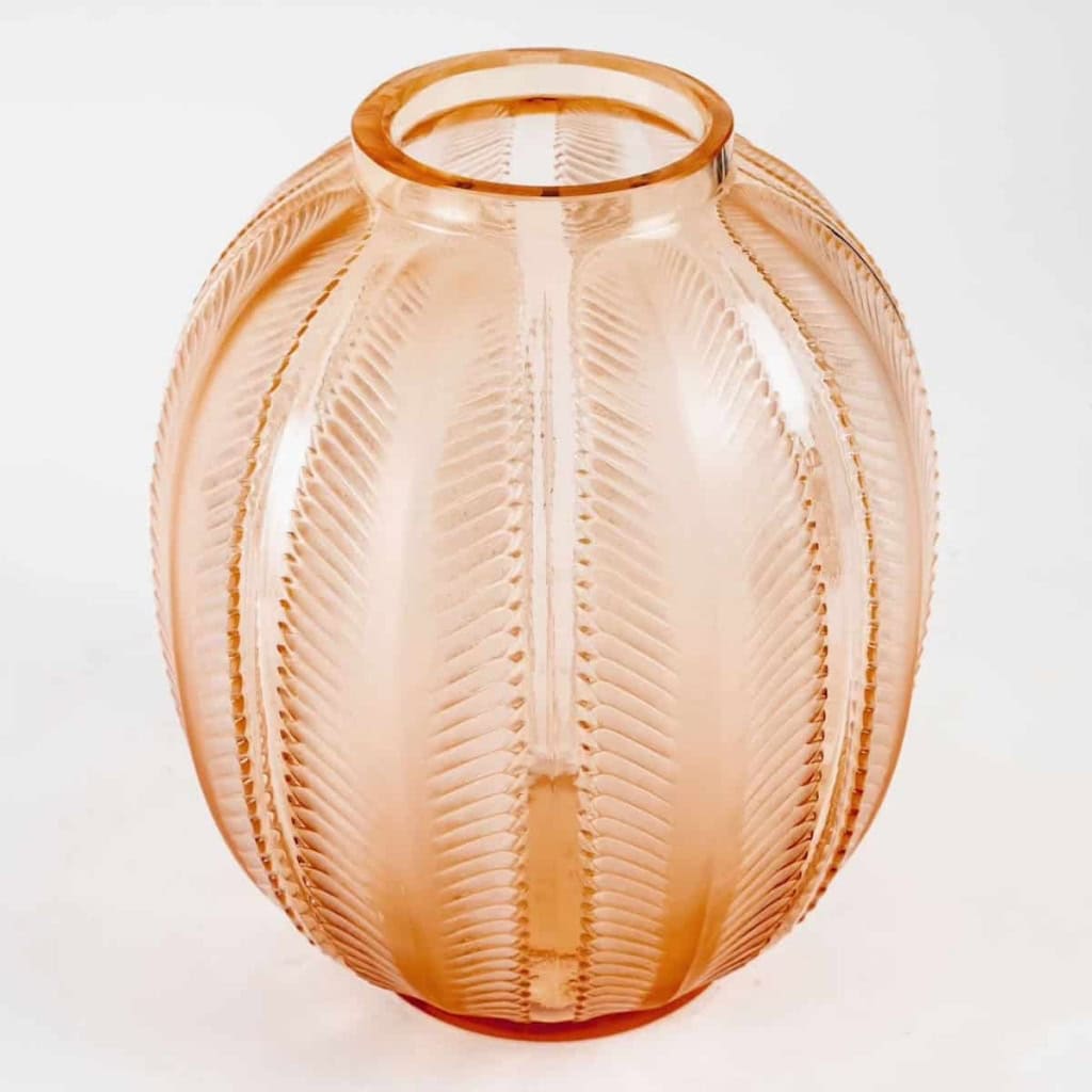 Vase "Biskra" Verre Rose Orangé de René LALIQUE
