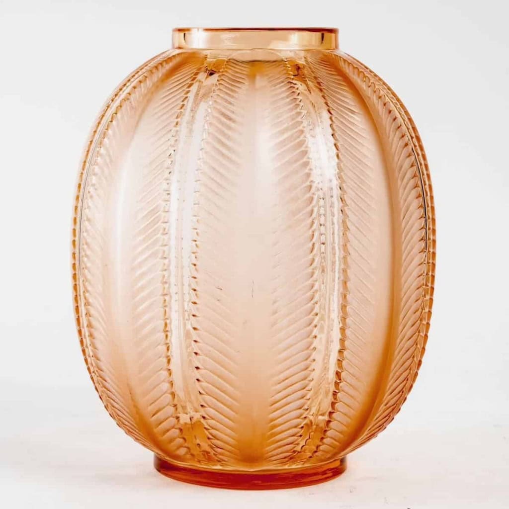 Vase "Biskra" Verre Rose Orangé de René LALIQUE