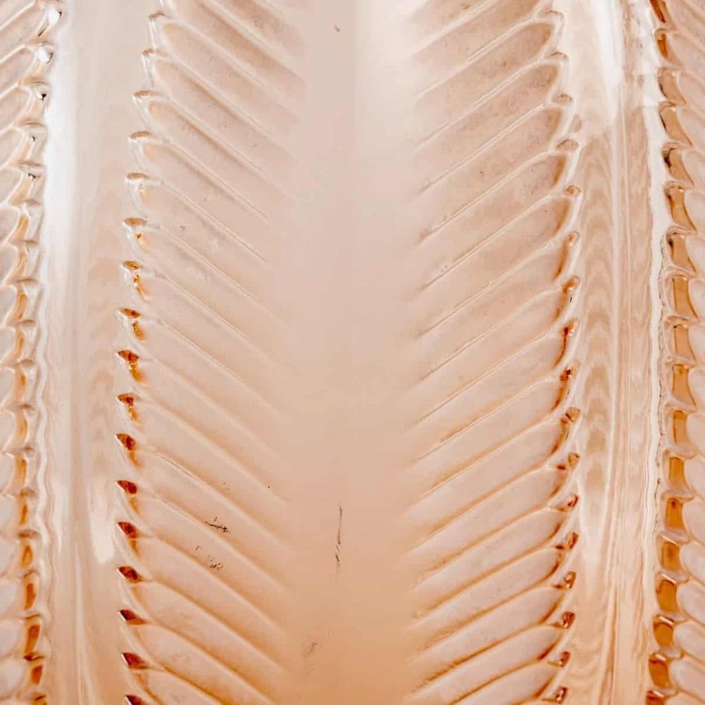 Vase "Biskra" Verre Rose Orangé de René LALIQUE