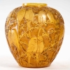 Vase « Perruches » Verre Butterscotch Patiné Sépia de René LALIQUE | Biron |||||||||