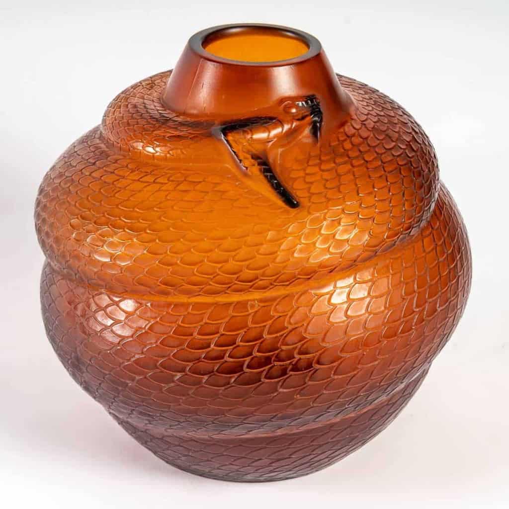 Vase « Serpent » Verre Ambre de René LALIQUE | Biron Vase "Serpent" Verre Ambre de René LALIQUE