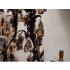 1970′ Lustre Cage en Laiton Doré Style Maison Baguès Feuilles et Fruits en Verre Colorés | Biron 1970′ Lustre Cage en Laiton Doré Style Maison Baguès Feuilles et Fruits en Verre Colorés