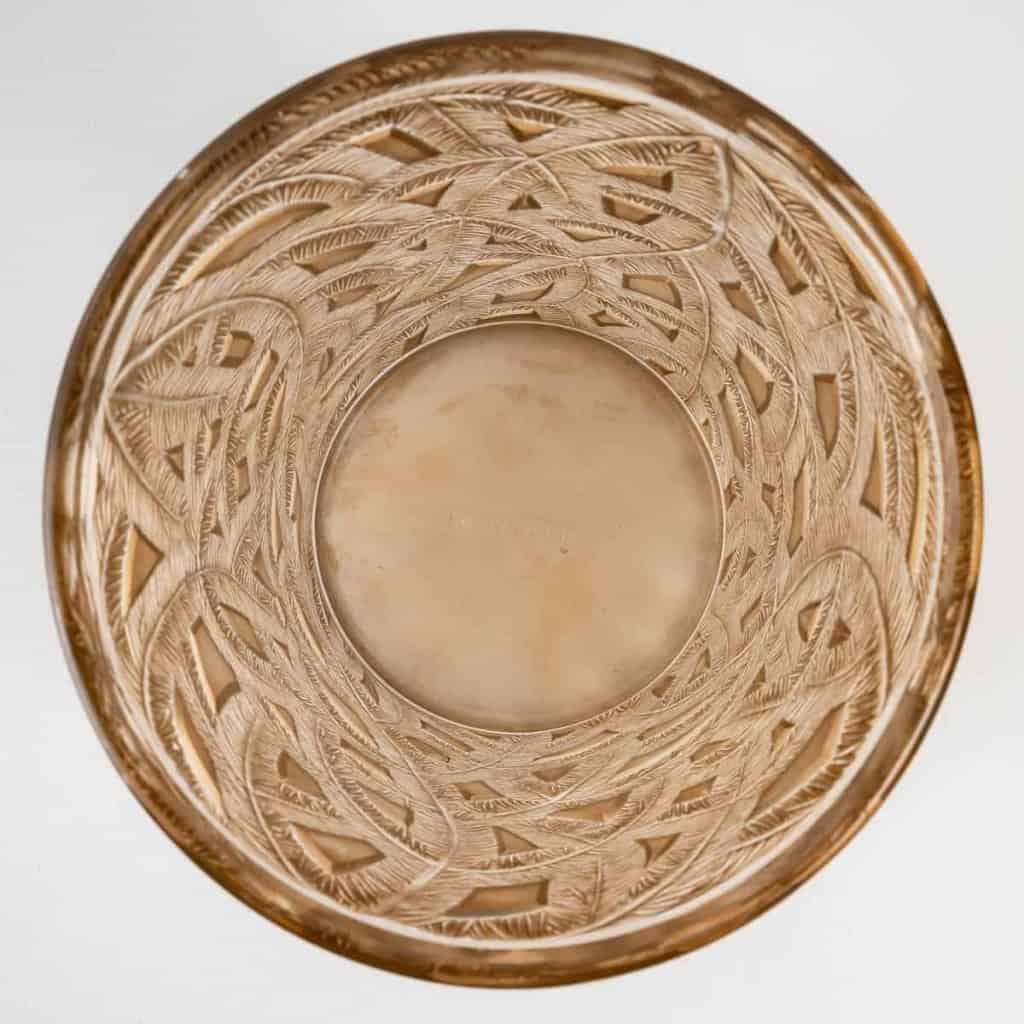 Vase « Epicéa » Verre Blanc Patiné Sépia de René LALIQUE