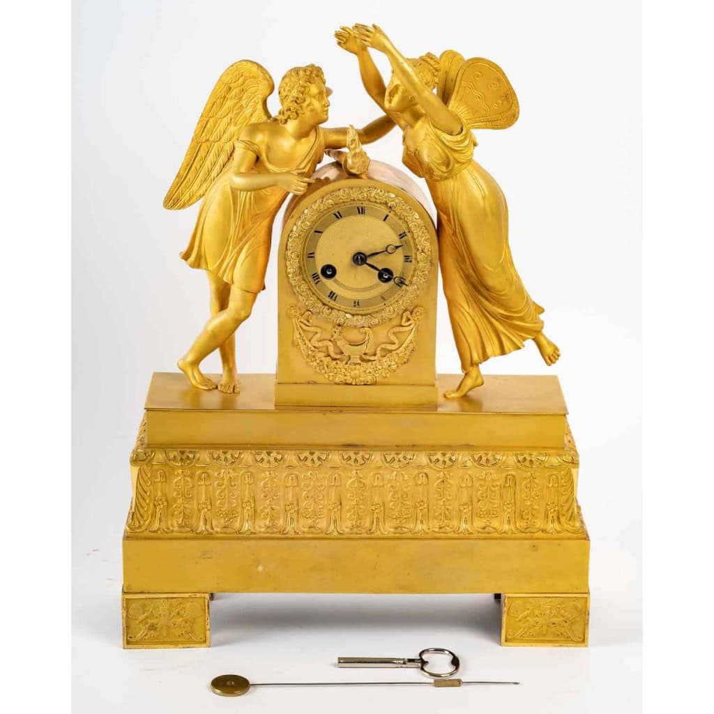 Pendule en bronze doré d’époque, XIXème siècle | Biron Pendule en bronze doré d'époque, XIXème siècle