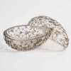 Boîte « Pervenches » Verre Blanc Patiné Gris de René LALIQUE | Biron Boîte "Pervenches" Verre Blanc Patiné Gris de René LALIQUE