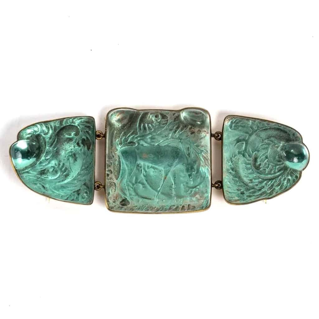Broche « Biches » Verre Blanc sur Clinquant Vert de René LALIQUE | Biron |||||||