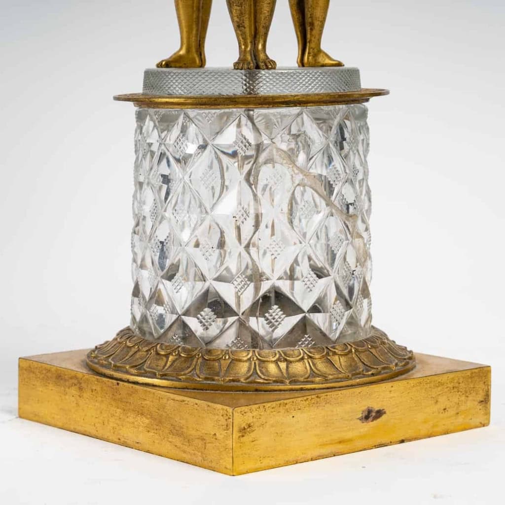 Coupe et base en cristal de baccarat et bronze doré d'époque restauration