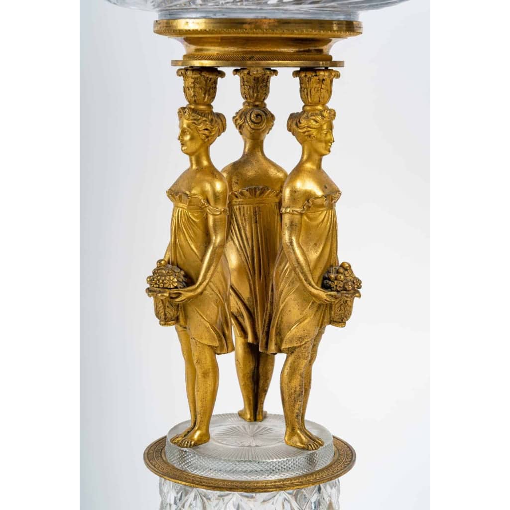 Coupe et base en cristal de baccarat et bronze doré d'époque restauration