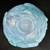 Vase « Formose » verre opalescent double couche patiné bleu de René LALIQUE | Biron Vase « Formose » verre opalescent double couche patiné bleu de René LALIQUE
