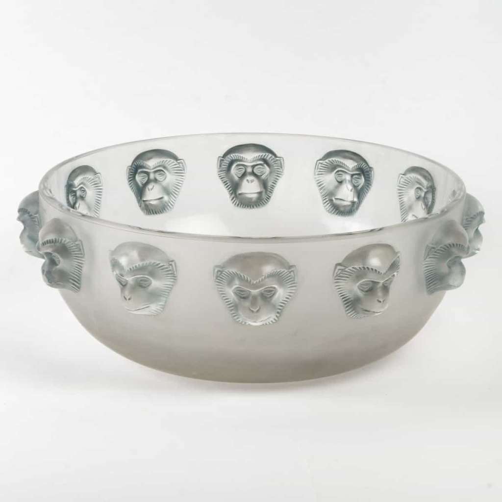 Coupe Plat « Madagascar » verre blanc patiné bleu de René LALIQUE | Biron |||||||
