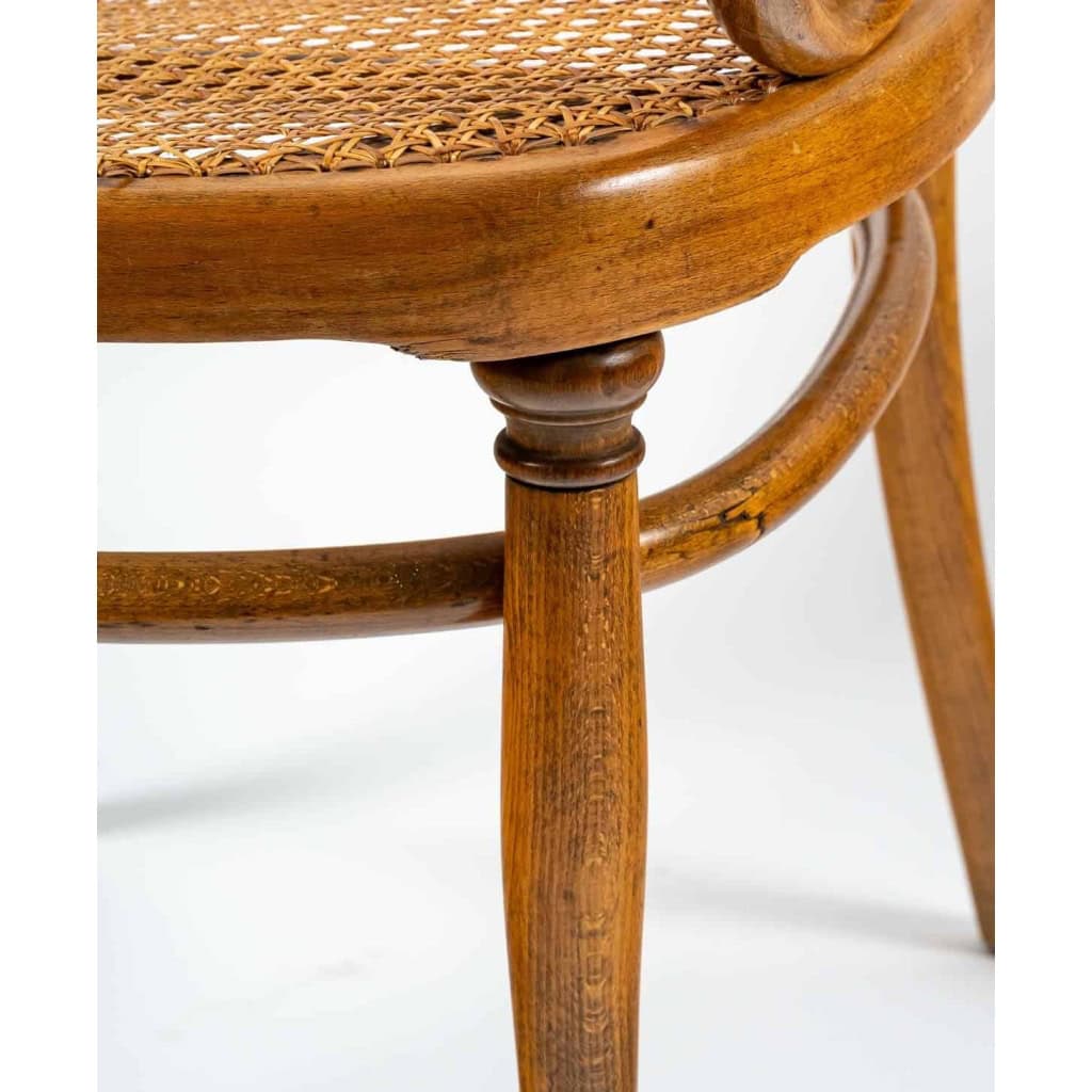 Fauteuil de Thoret en bois courbé , XXème siècle | Biron Fauteuil de Thoret en bois courbé , XXème siècle
