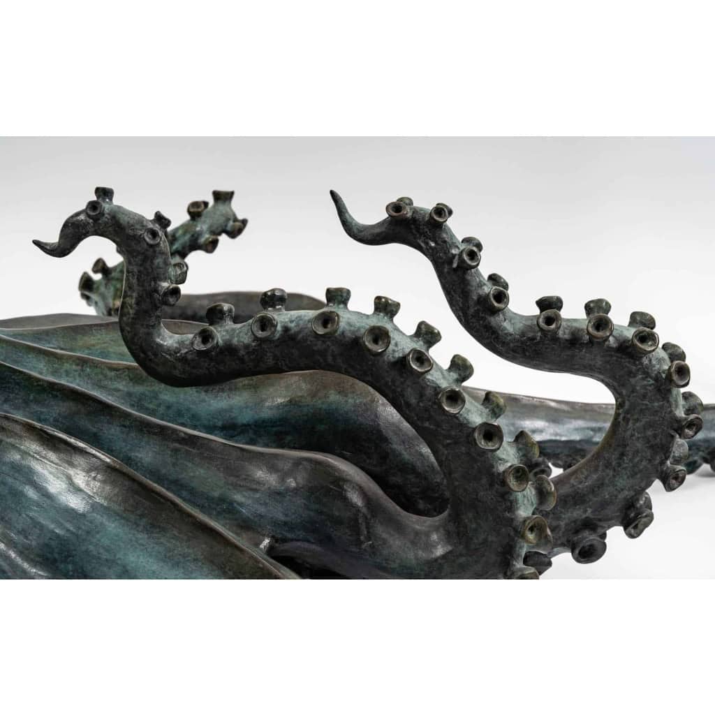 Sculpture Poulpe en bronze, patiné vert , XXème siècle | Biron Sculpture Poulpe en bronze, patiné vert , XXème siècle