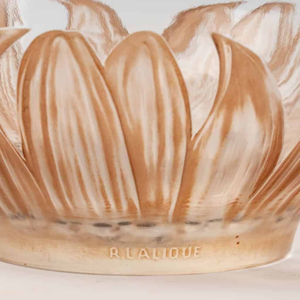 Coupe Bol « Fleur » verre blanc patiné sépia et émaillé noir d’origine de René LALIQUE | Biron Coupe Bol "Fleur" verre blanc patiné sépia et émaillé noir d'origine de René LALIQUE