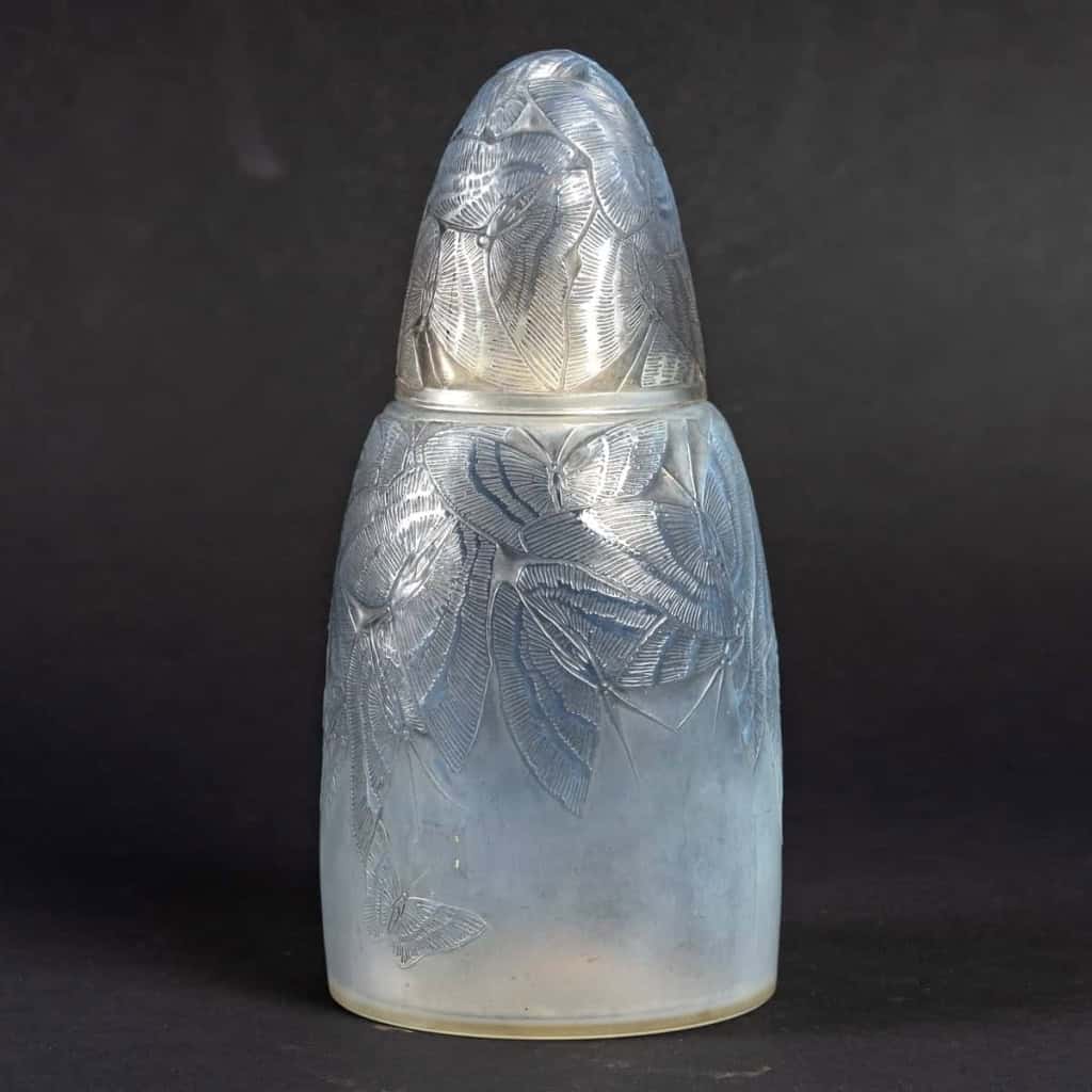 Brûle-Parfums "Papillons" verre opalescent patiné gris de René LALIQUE