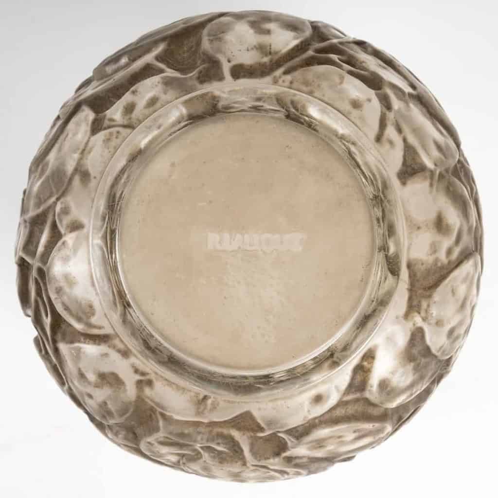 Vase « Monnaie du Pape » verre blanc patiné gris de René LALIQUE | Biron Vase "Monnaie du Pape" verre blanc patiné gris de René LALIQUE
