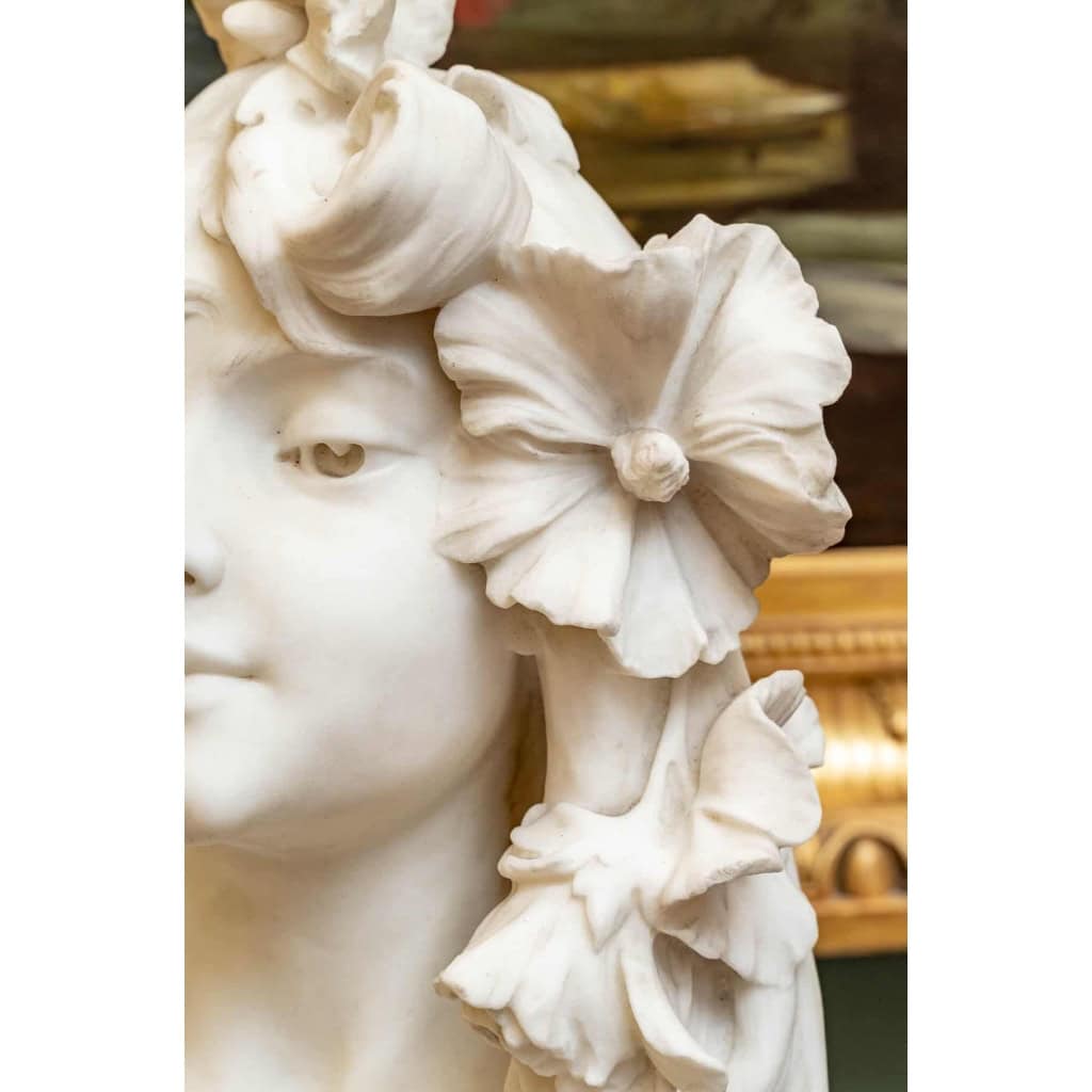 Alfred Jean Foretay 1861-1944. Floréal. Buste en marbre. | Biron Alfred Jean Foretay 1861-1944. Floréal. Buste en marbre.