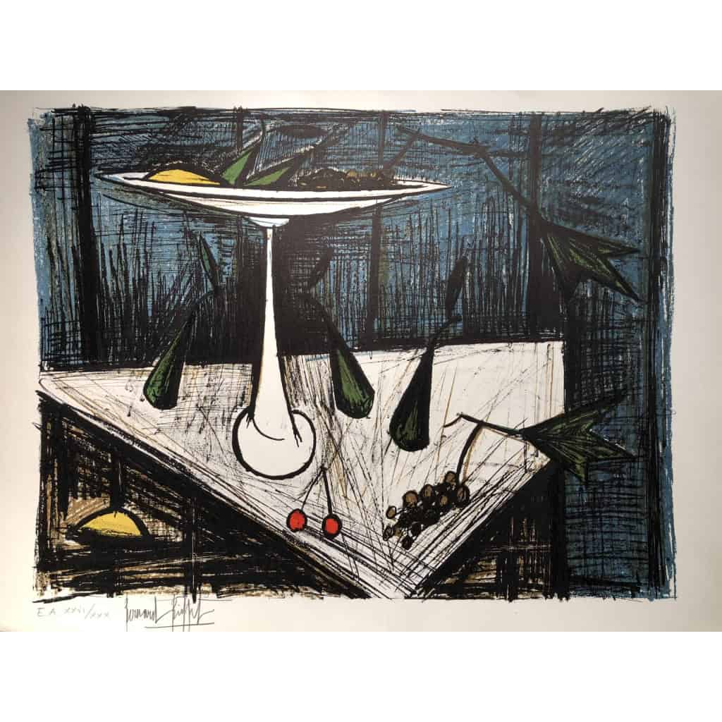 BUFFET Bernard Nature morte à la coupe de fruits sur fond bleu nuit Lithographie couleurs justifiée | Biron BUFFET Bernard Nature morte à la coupe de fruits sur fond bleu nuit Lithographie couleurs justifiée