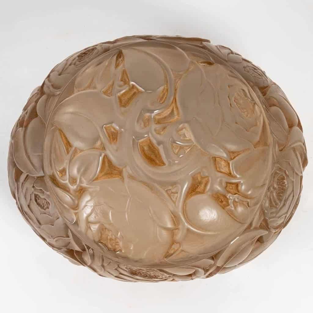 Boîte « Dinard » verre blanc patiné sépia de René LALIQUE | Biron Boîte "Dinard" verre blanc patiné sépia de René LALIQUE