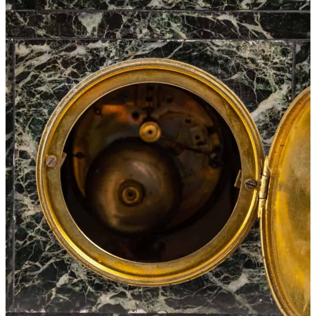Garniture de cheminée en marbre en régule, XIXème siècle | Biron Garniture de cheminée en marbre en régule, XIXème siècle
