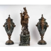 Garniture de cheminée en marbre en régule, XIXème siècle | Biron Garniture de cheminée en marbre en régule, XIXème siècle