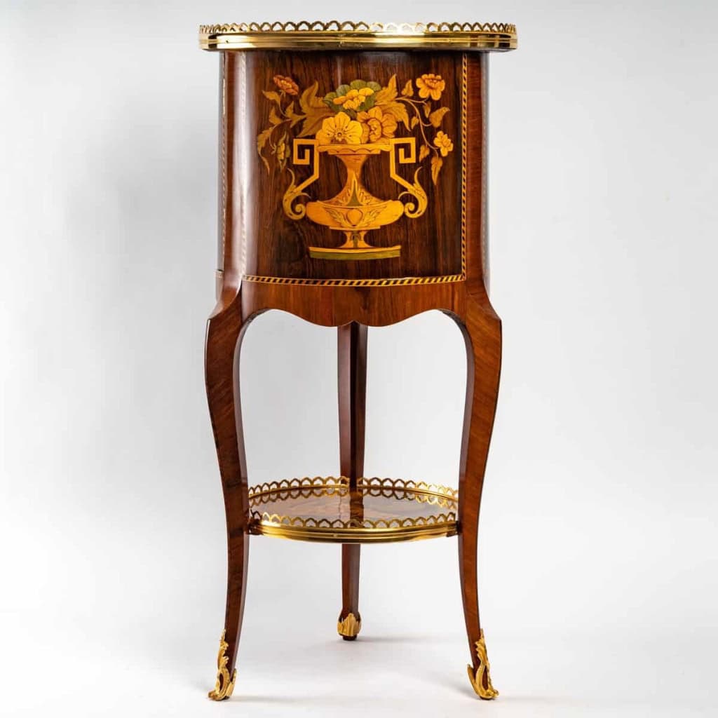 Table de salon d'époque Napoléon III (1851 - 1870).