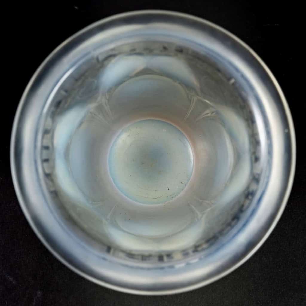 Vase « Ceylan » verre opalescent de René LALIQUE | Biron Vase "Ceylan" verre opalescent de René LALIQUE