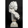 Buste d’une Courtisane en biscuit, Albert-Ernest Carrier de Belleuse (1824 – 1887) | Biron Buste d'une Courtisane en biscuit, Albert-Ernest Carrier de Belleuse (1824 - 1887)