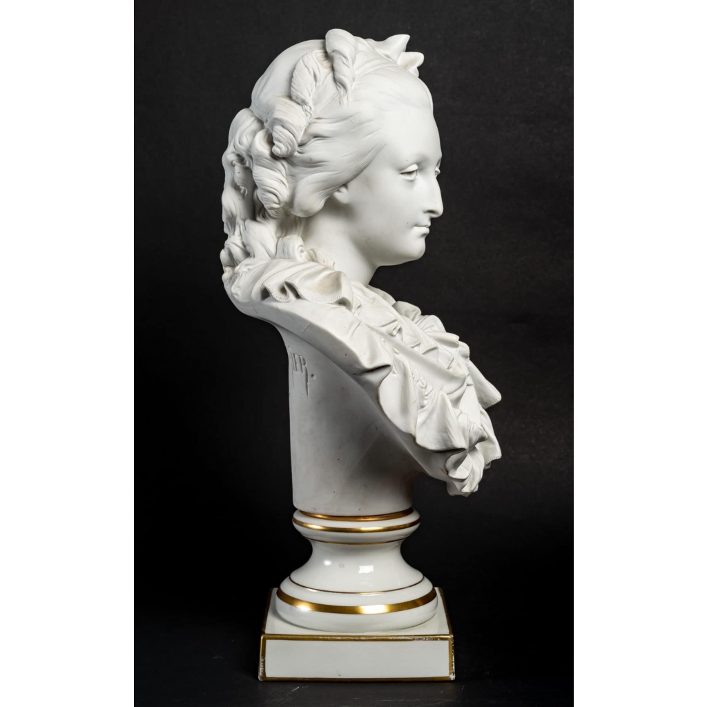 Buste d’une Courtisane en biscuit, Albert-Ernest Carrier de Belleuse (1824 – 1887) | Biron Buste d'une Courtisane en biscuit, Albert-Ernest Carrier de Belleuse (1824 - 1887)