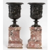 Garniture de cheminée avec ses deux cassolettes d’époque Napoléon III, XIXème siècle | Biron Garniture de cheminée avec ses deux cassolettes d'époque Napoléon III, XIXème siècle