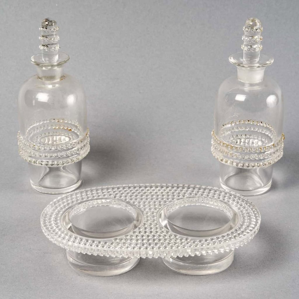 Huilier Vinaigrier « Nippon » verre blanc de René LALIQUE | Biron Huilier Vinaigrier "Nippon" verre blanc de René LALIQUE