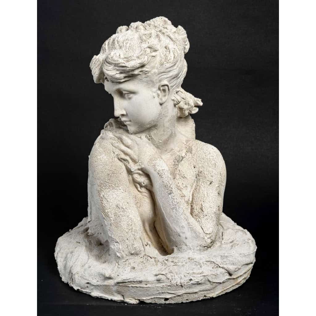 Buste d’une Belle Femme avec les cheveux longs en plâtre, milieux du XXème siècle | Biron |||||||