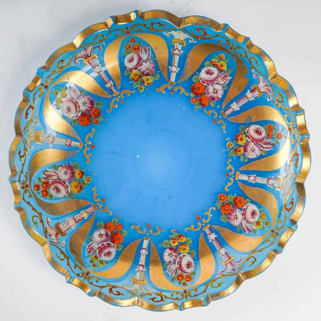Soupière du XIXème siècle en opaline | Biron Soupière du XIXème siècle en opaline