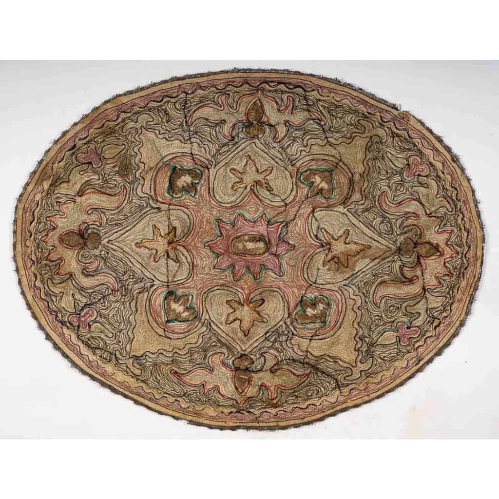 Broderie ancienne | Biron Broderie ancienne