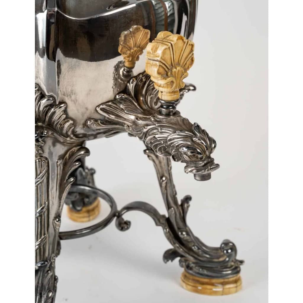 Grand samovar Christofle, XIXème siècle | Biron Grand samovar Christofle, XIXème siècle
