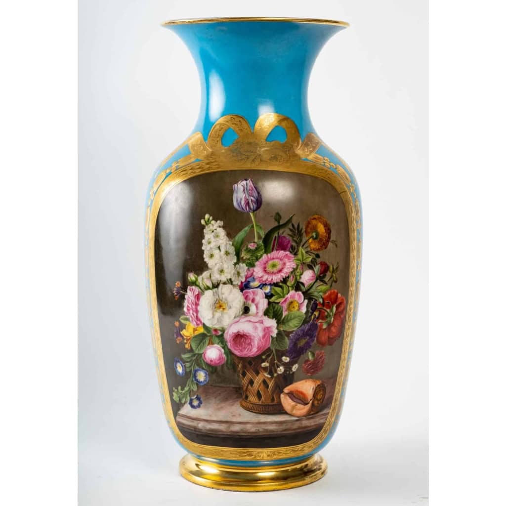 Vase bleu céleste, Paris 1850 | Biron ||||||