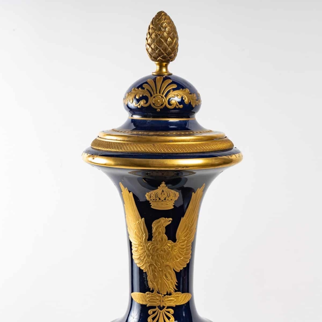 Paire de vases de Sèvres | Biron Paire de vases de Sèvres