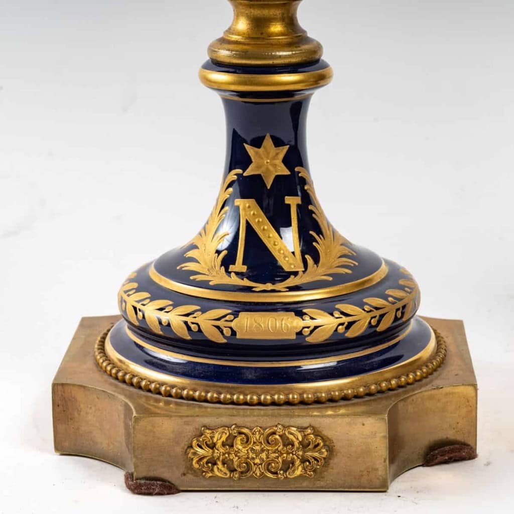 Paire de vases de Sèvres | Biron Paire de vases de Sèvres