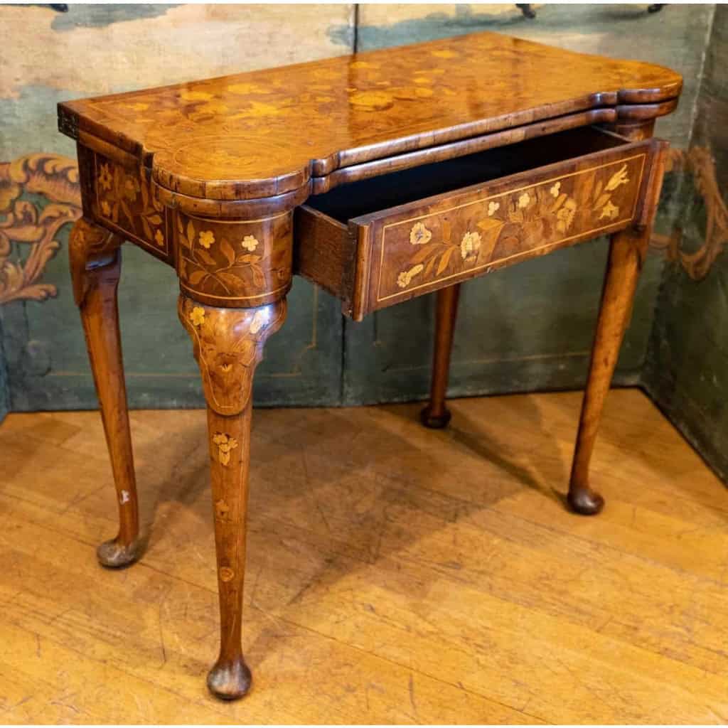Table à Jeux En Marqueterie. XVIII ème Siècle. | Biron Table à Jeux En Marqueterie. XVIII ème Siècle.